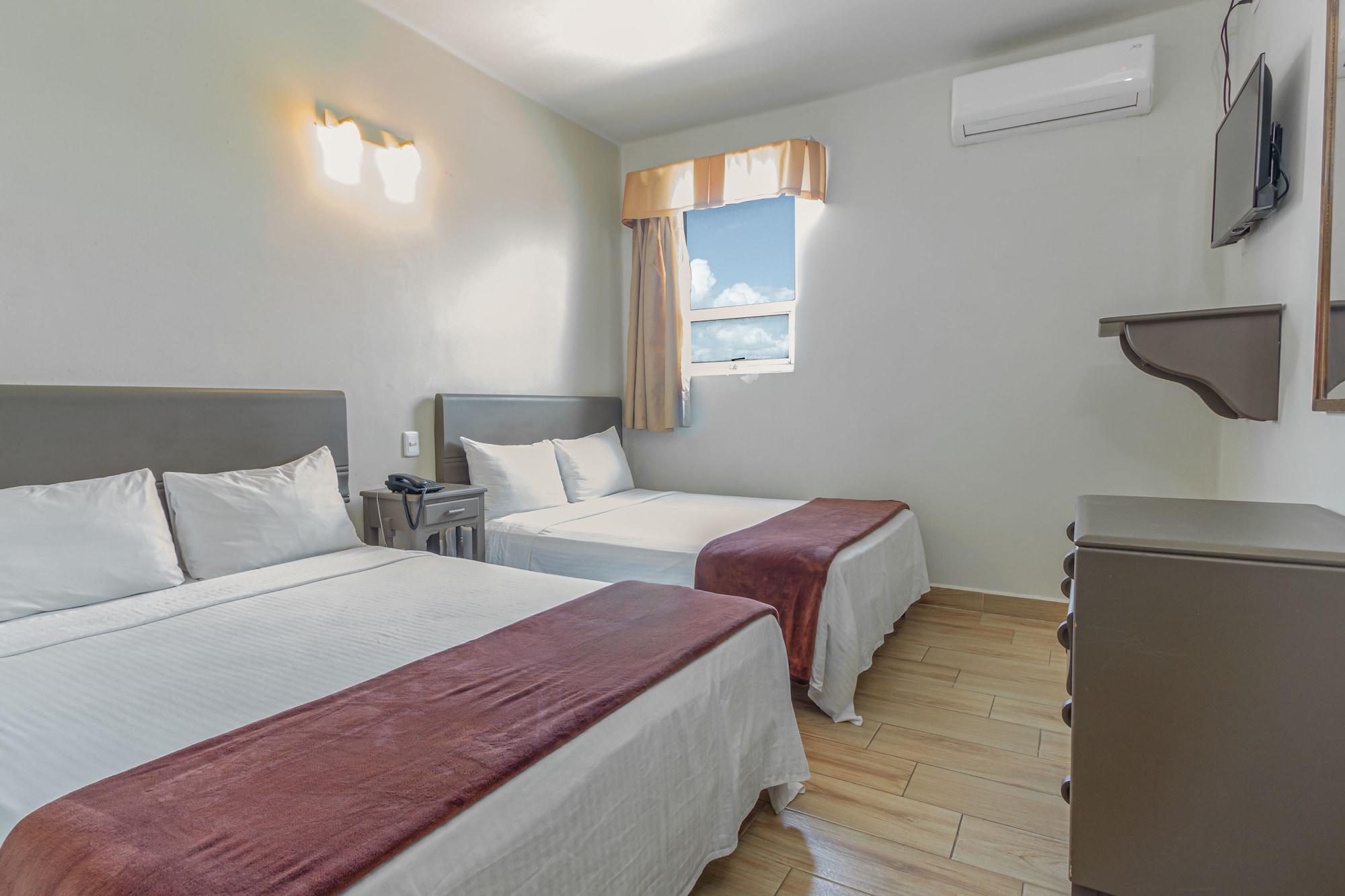 Hotel Plaza Del Arco Express 蒙特雷 外观 照片