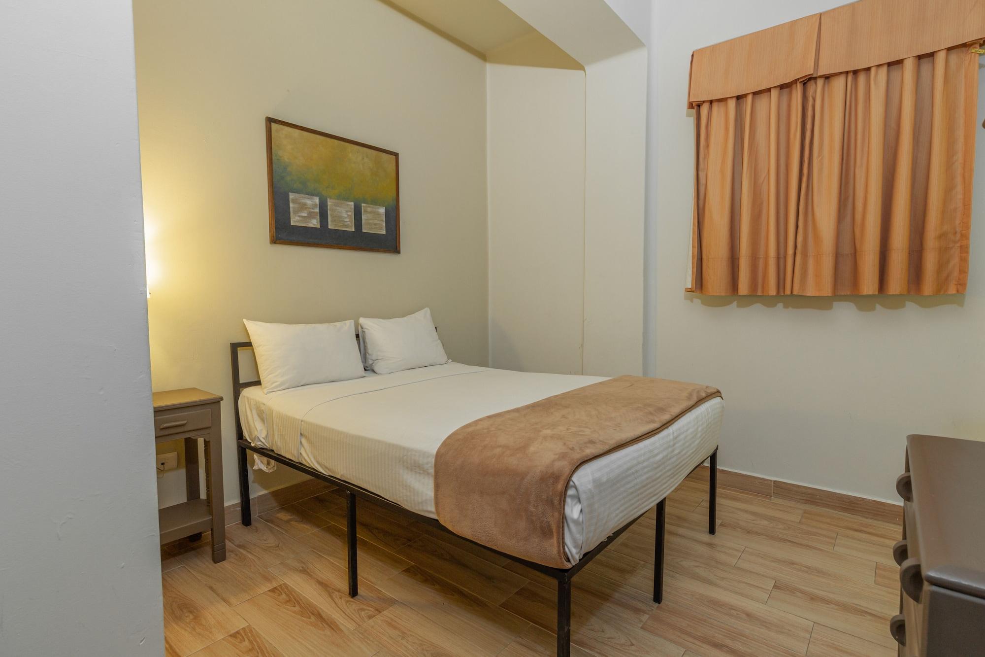 Hotel Plaza Del Arco Express 蒙特雷 外观 照片