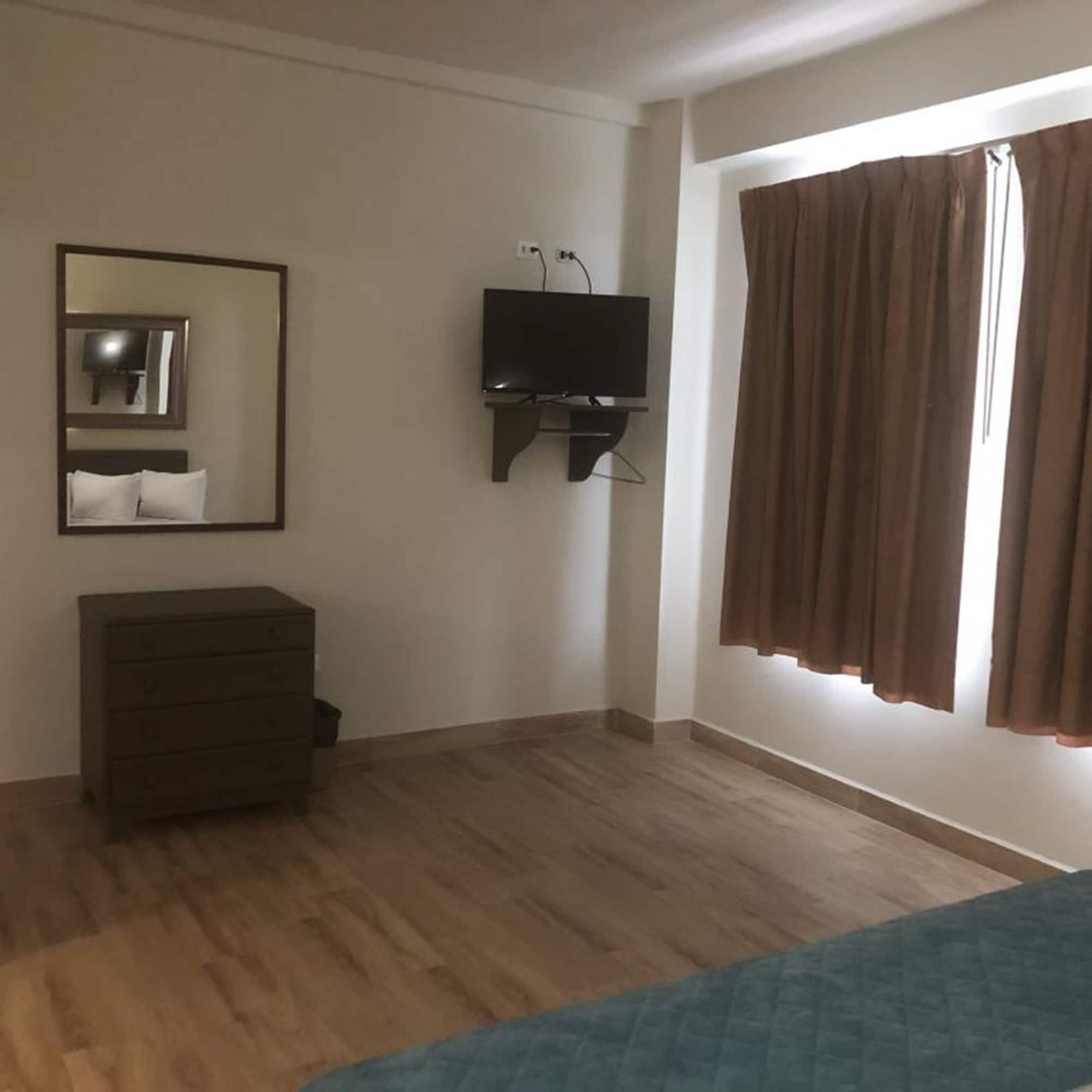 Hotel Plaza Del Arco Express 蒙特雷 外观 照片